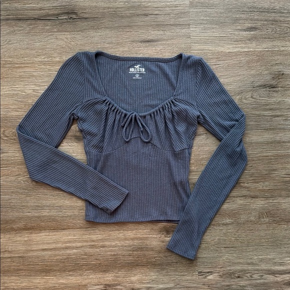 Hollister Blue Sweater Long Sleeve - Picture 1 of 3